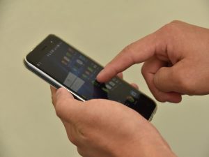 意外に簡単！格安スマホに乗り換えて基本料金節約